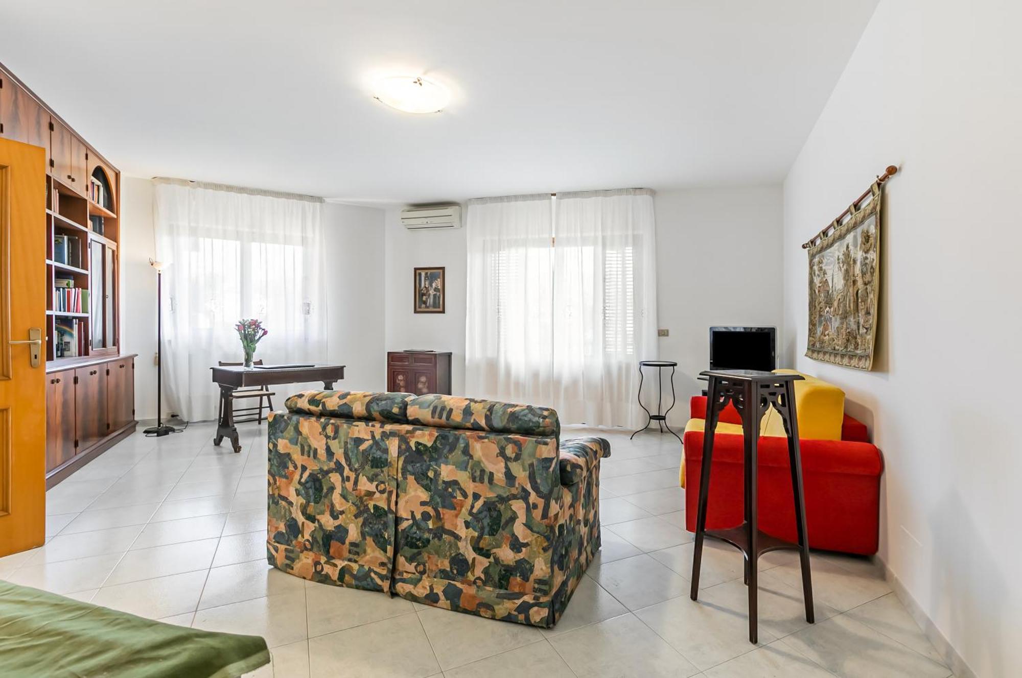 Palazzo Reale & Piazza Indipendenza Roomy Flat Palermo Dış mekan fotoğraf